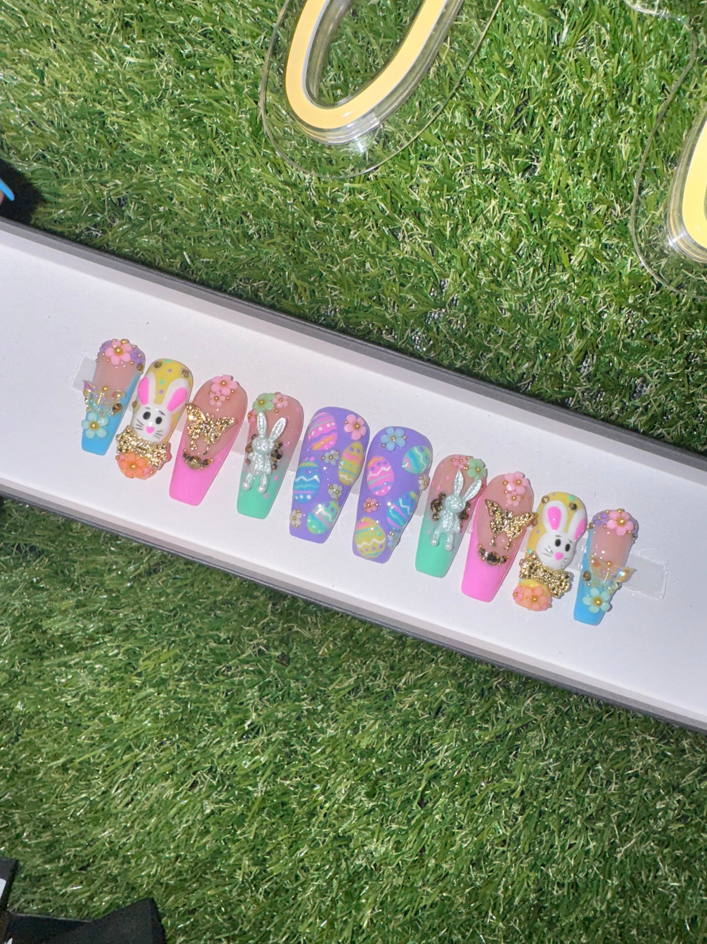 Press On Acrylic Nail Bunny