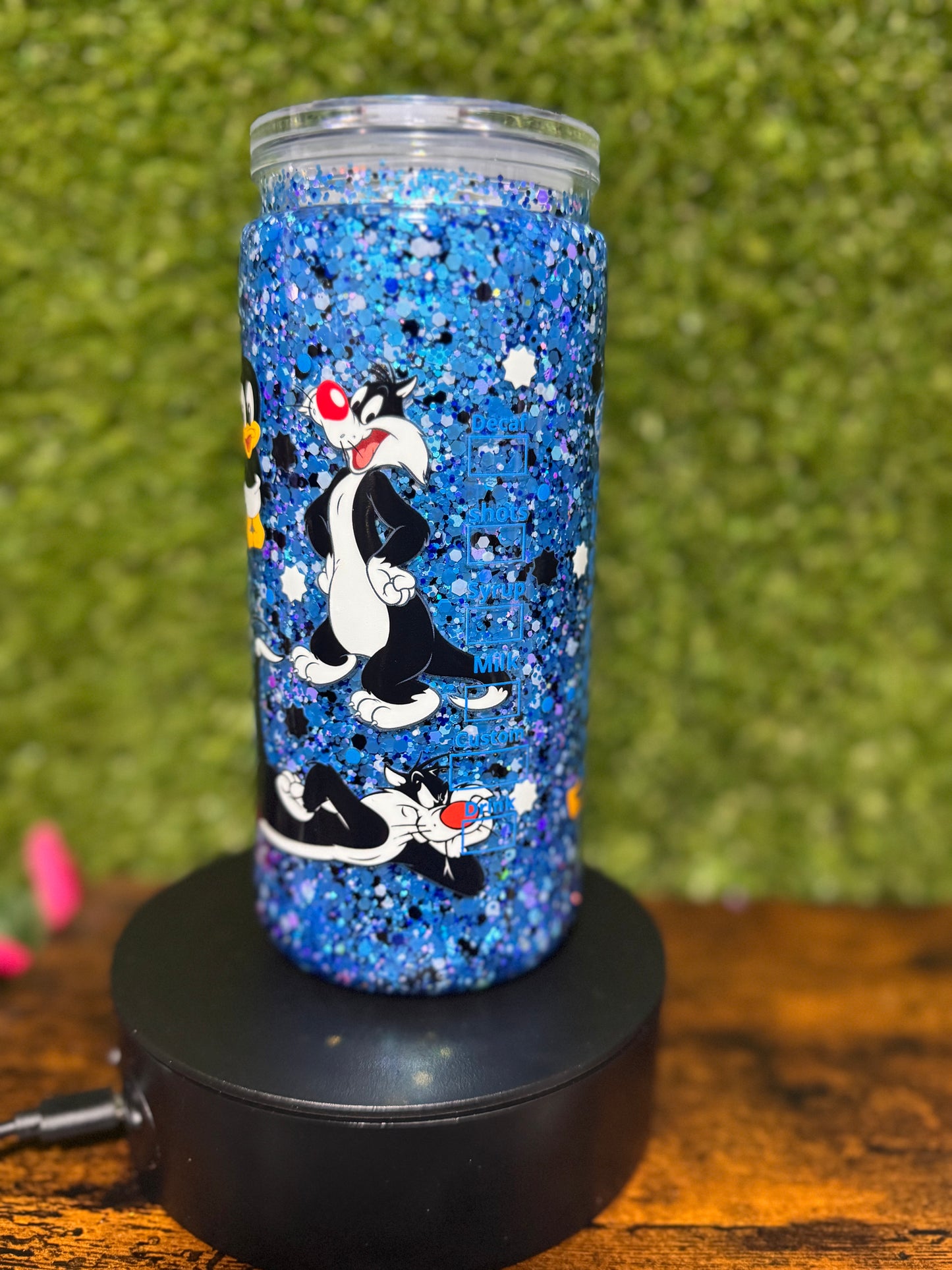 20oz Cartoon Snow Globe Tumbler