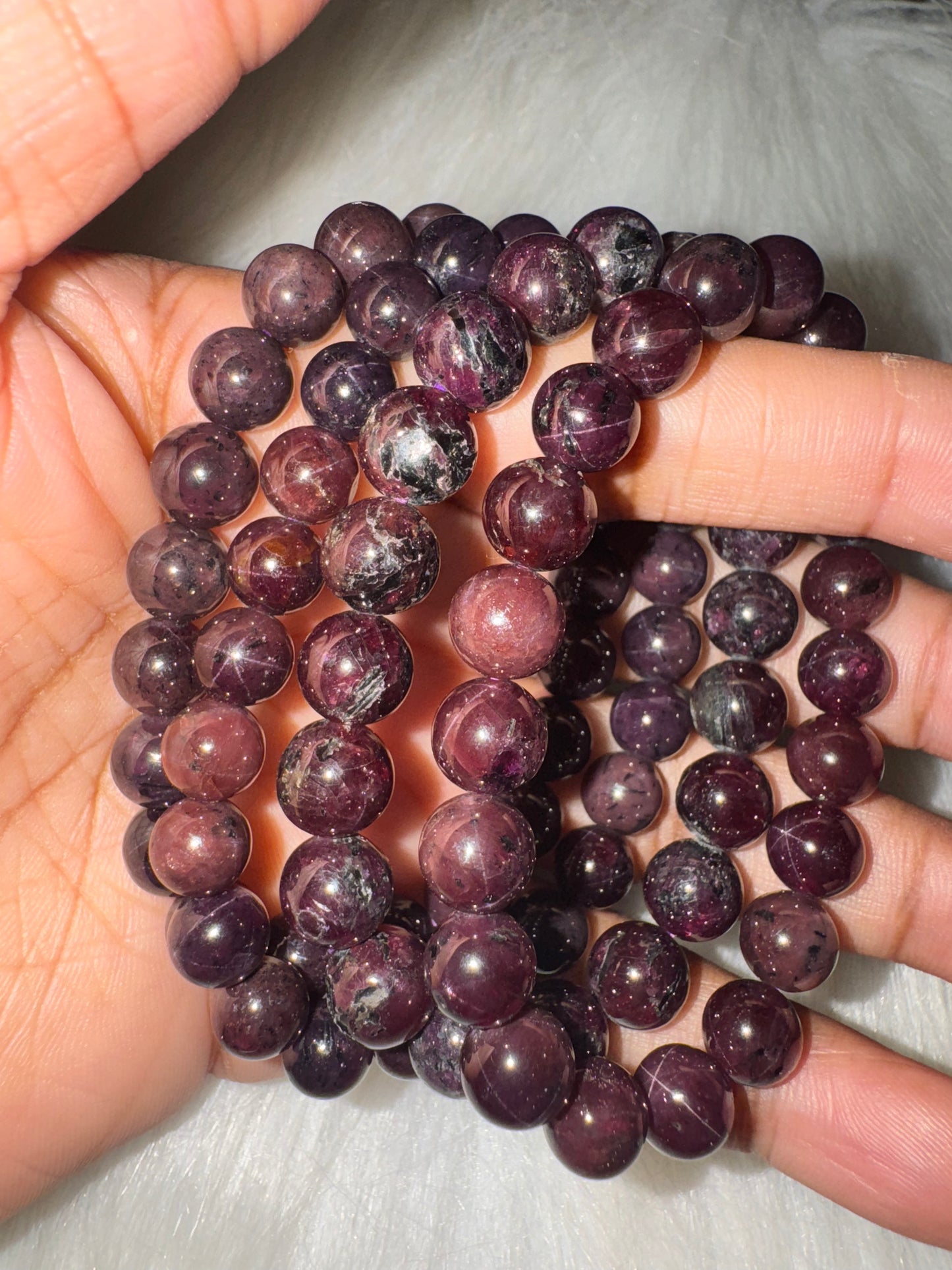 Garnet Bracelet 8/9mm